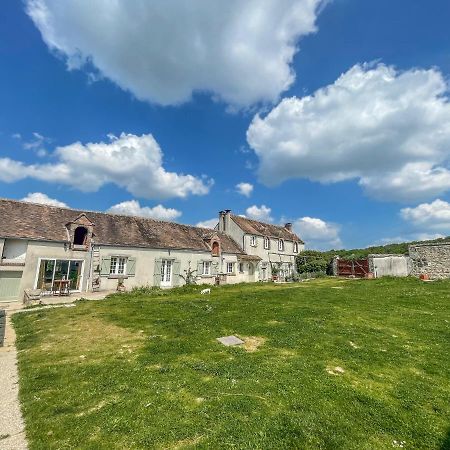 Le Gite De Gaia Hotel Villemer  Buitenkant foto